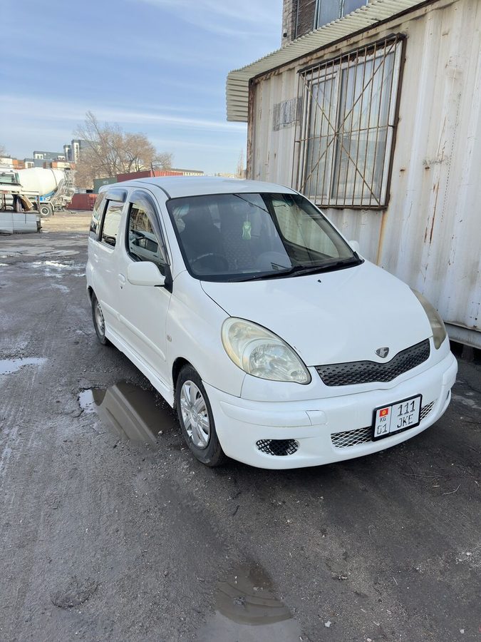 Toyota Funcargo
